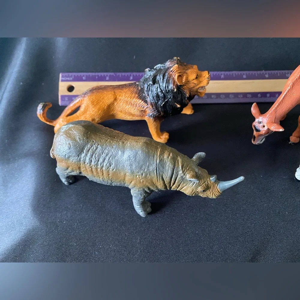 Vintage Quality Lot (16) Large Plastic Animals Including Safari, Sea, & Barnyard